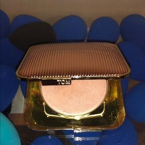 TOM FORD Night Bloom Powder — 01 Soleil Bloom